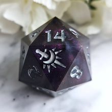 Load image into Gallery viewer, CROWN OF MADNESS - Chonky 30mm d20

