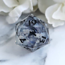 Load image into Gallery viewer, HOWLING SPECTRE - Single d20