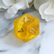 Load image into Gallery viewer, MILK & HONEY - Single d12