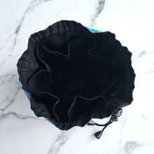 Load image into Gallery viewer, ADVENTURING PARTY (BLUE) - 6 Pocket Dice Bag