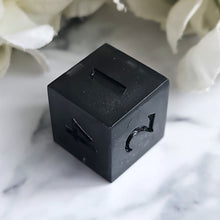Load image into Gallery viewer, VICTORIAN MOURNING - Single d6