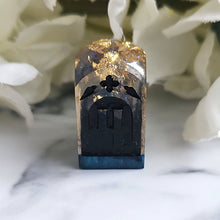 Load image into Gallery viewer, PLANESHIFT - Single Tombstone d4