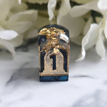 Load image into Gallery viewer, PLANESHIFT - Single Tombstone d4