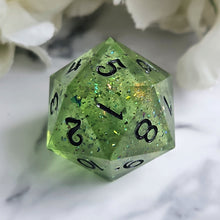 Load image into Gallery viewer, POISON SPRAY - Spin Down d20