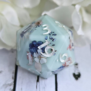 ANTIQUE PORCELAIN - Chonky 30mm d20