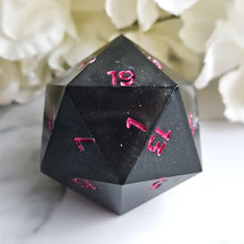 Load image into Gallery viewer, MIDNIGHT VALENTINE - 35mm Art Style d20
