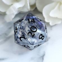 Load image into Gallery viewer, HOWLING SPECTRE - Single d20

