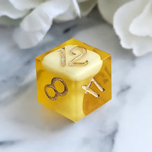 Load image into Gallery viewer, MILK &amp; HONEY - Single d12
