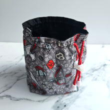 Load image into Gallery viewer, DUNGEON CRAWL - 6 Pocket Dice Bag
