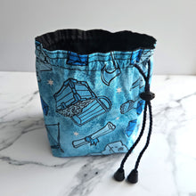 Load image into Gallery viewer, ADVENTURING PARTY (BLUE) - 6 Pocket Dice Bag
