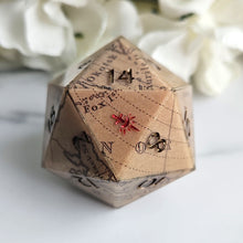 Load image into Gallery viewer, UNCHARTED - Art Style 35mm Chonky d20

