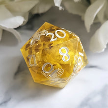 Load image into Gallery viewer, THE SWARMKEEPER&#39;S HOARD - Single d20
