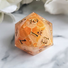 Load image into Gallery viewer, HONEY &amp; HIVE - Single d20

