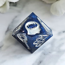 Load image into Gallery viewer, INFINITE SEA - Long Rest d10
