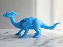 Load image into Gallery viewer, POLLY THE POLYHEDRAGON - 3D Printed Dice Guardian (Various Colours)
