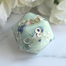 Load image into Gallery viewer, ANTIQUE PORCELAIN - Single d20
