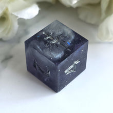 Load image into Gallery viewer, STARDUST - Single d6
