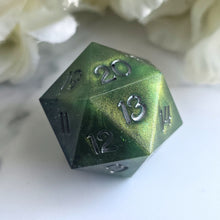 Load image into Gallery viewer, CALLISTA - Spin Down d20
