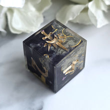 Load image into Gallery viewer, MIDNIGHT DREAMS - d20 &amp; d6 Pair
