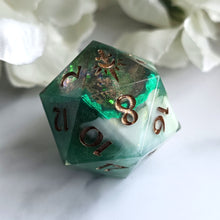 Load image into Gallery viewer, MOSS AGATE (GEODE) - Single d20
