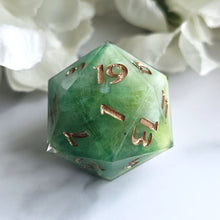 Load image into Gallery viewer, MOSS AGATE (GEODE) - Single d20
