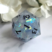 Load image into Gallery viewer, SELUNE - Single d20
