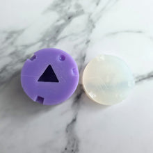 Load image into Gallery viewer, SILICONE DICE MOLD - Single d20
