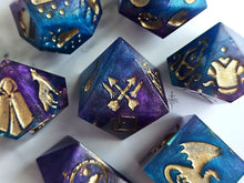 Load image into Gallery viewer, ARCANE COSMOS - 7 Piece DM Tool Kit Set
