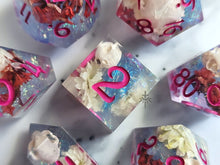 Load image into Gallery viewer, FIND FAMILIAR - 7 Piece Standard Set
